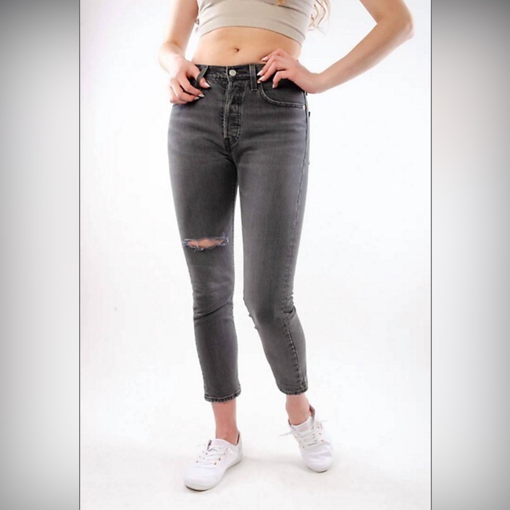 🌸Levi’s 501 Skinny Jeans